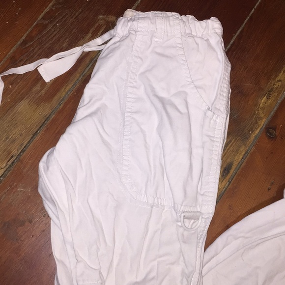 Scrub pant bundle - Picture 2 of 4